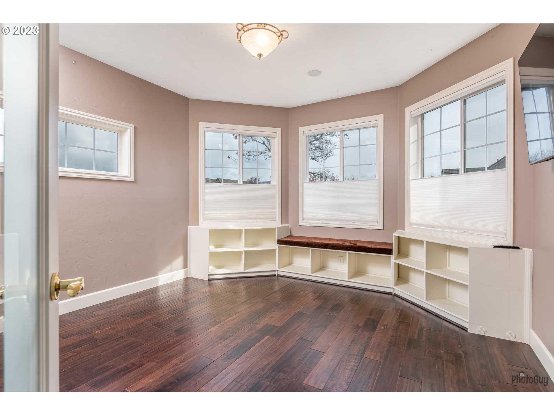729 Old Orchard Lane Springfield, OR 97477 - Photo 17 of 30 Gallery Image 17