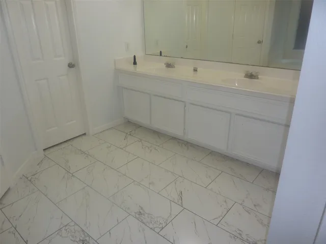 $2,500 | 919 Spring Source Place, Spring, TX 77373