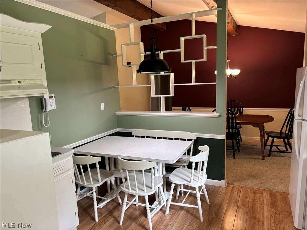 5595 Meister Road Mentor, OH 44060 - Photo 8 of 26 Quaint breakfast table