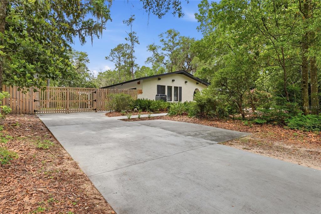 2267 Southwest 43rd Place Gainesville, FL 32608 - Photo 42 of 61