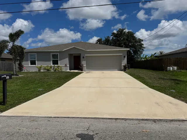 $2,400 | 3725 Southwest Kasin Street, Port St. Lucie, FL 34953