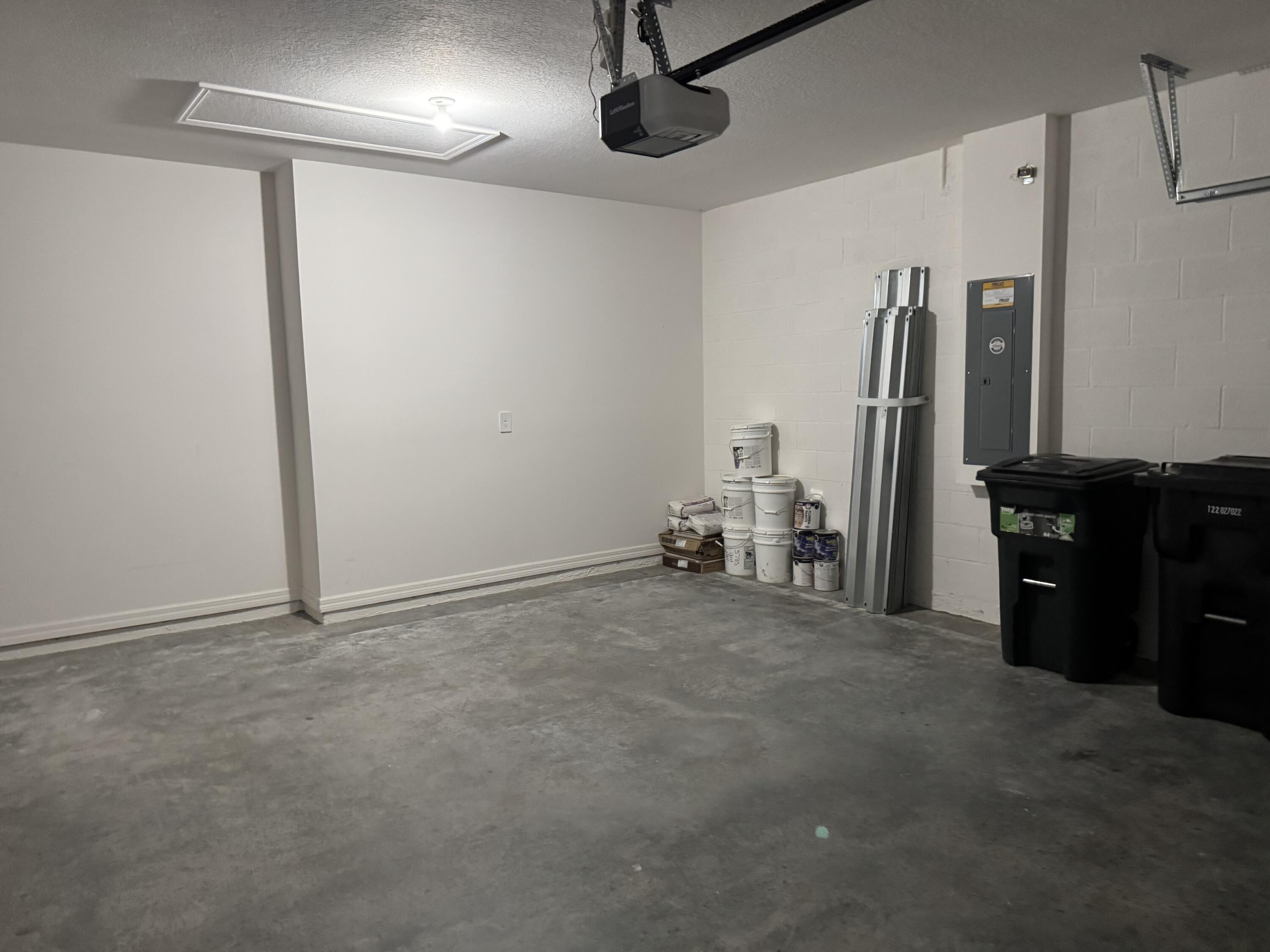 3725 Southwest Kasin Street Port St. Lucie, FL 34953 - Photo 17 of 18 a view of a room with gym equipment