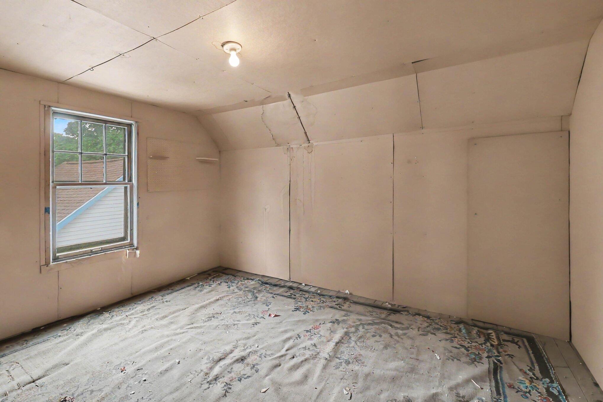 286 3rd Street Manistee, MI 49660 - Photo 9 of 24 018_file_4815