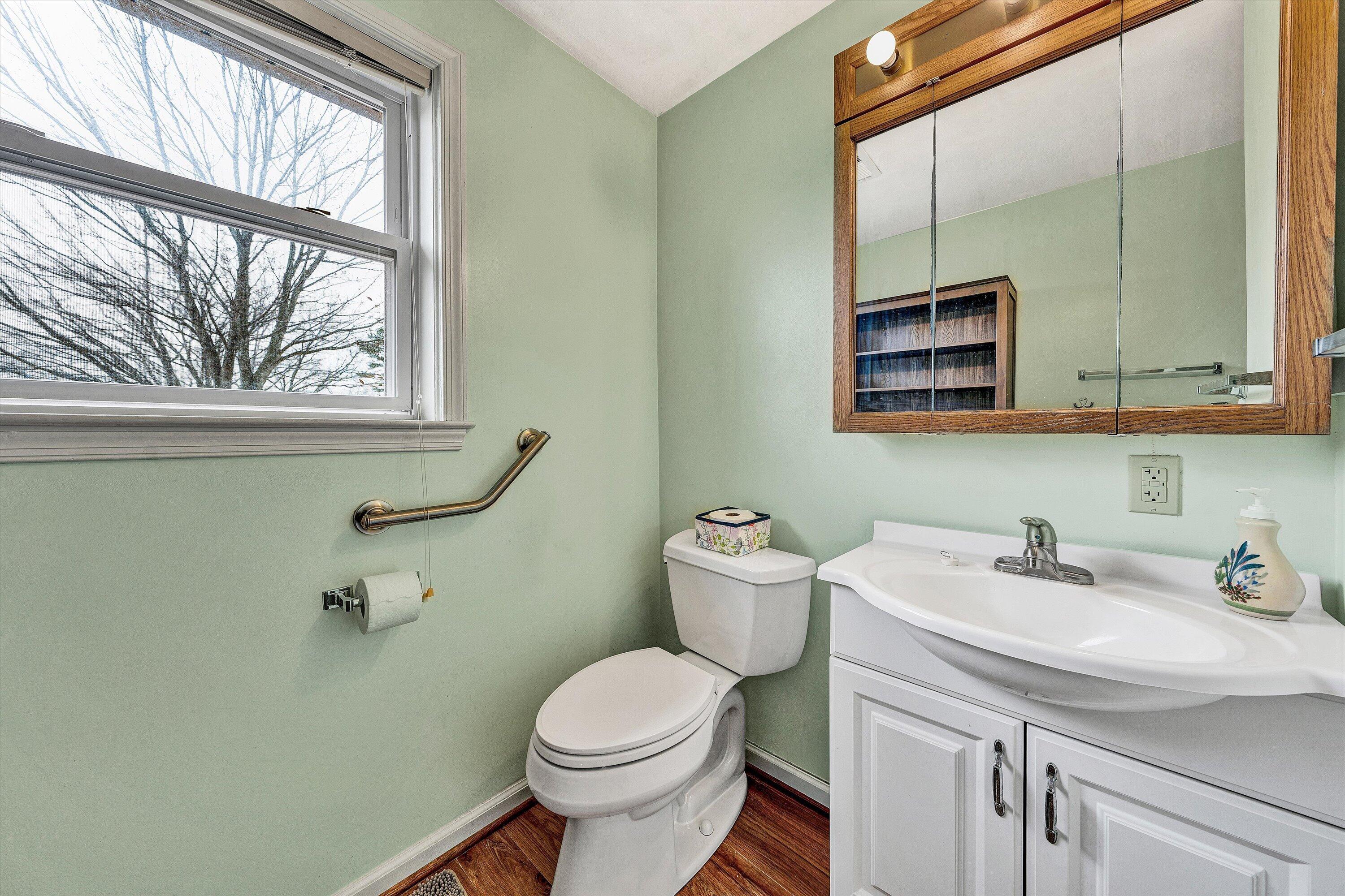 808 Mason Road Vinton, VA 24179 - Photo 24 of 32 24-DSC00463