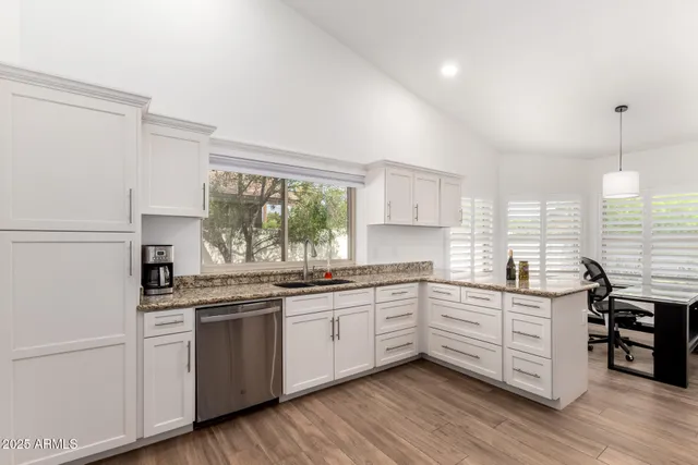 $4,200 | 5247 East Paradise Lane, Scottsdale, AZ 85254