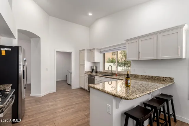 $4,200 | 5247 East Paradise Lane, Scottsdale, AZ 85254