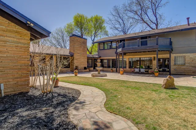 $987,000 | 4902 19th Street, Lubbock, TX 79416