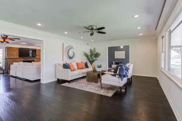 $987,000 | 4902 19th Street, Lubbock, TX 79416