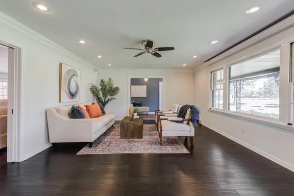 $987,000 | 4902 19th Street, Lubbock, TX 79416