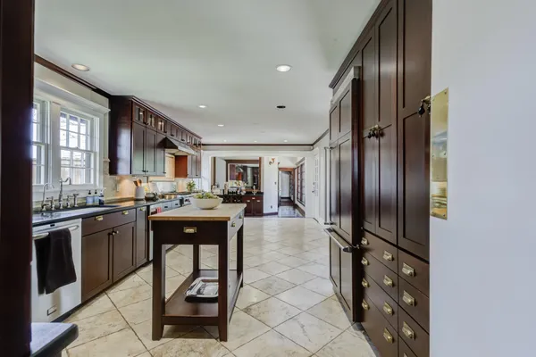 $987,000 | 4902 19th Street, Lubbock, TX 79416