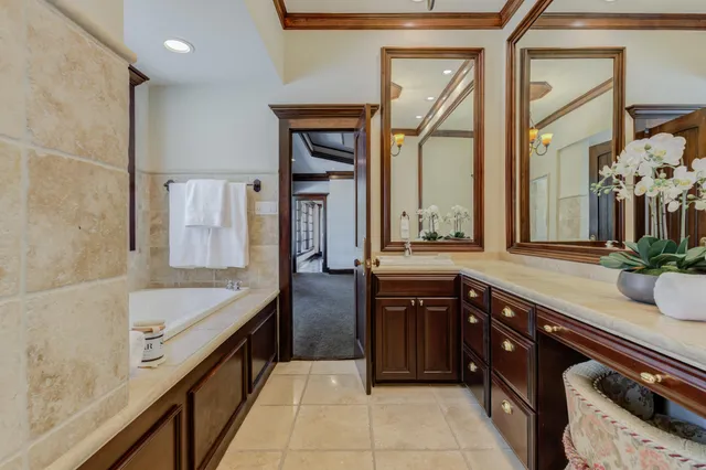 $987,000 | 4902 19th Street, Lubbock, TX 79416