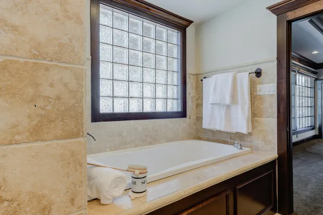 $987,000 | 4902 19th Street, Lubbock, TX 79416