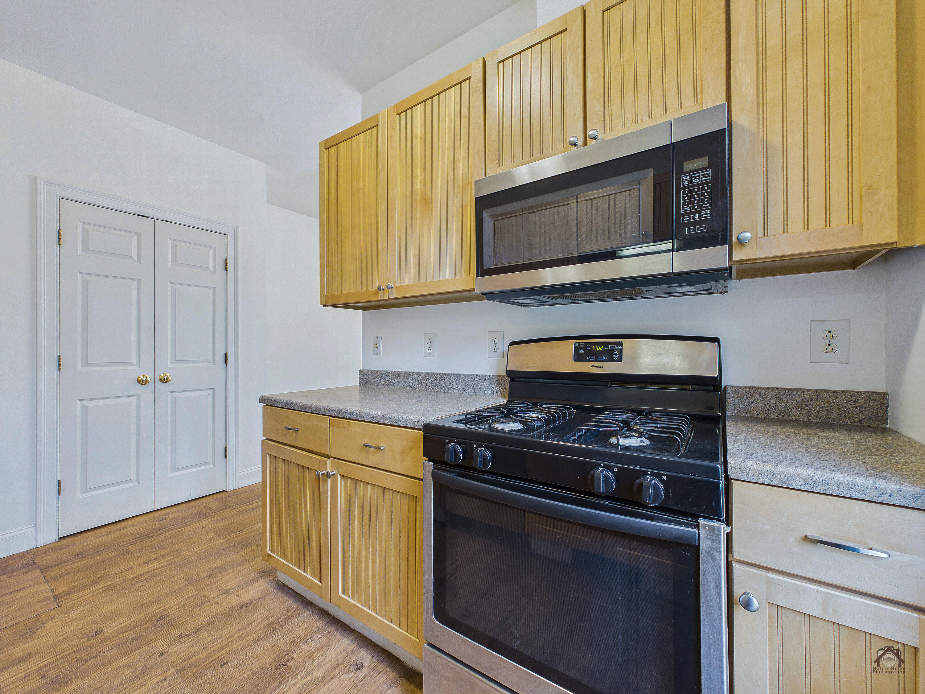 60 Berrys Mill Road West Bath, ME 04530 - Photo 28 of 42 stove2