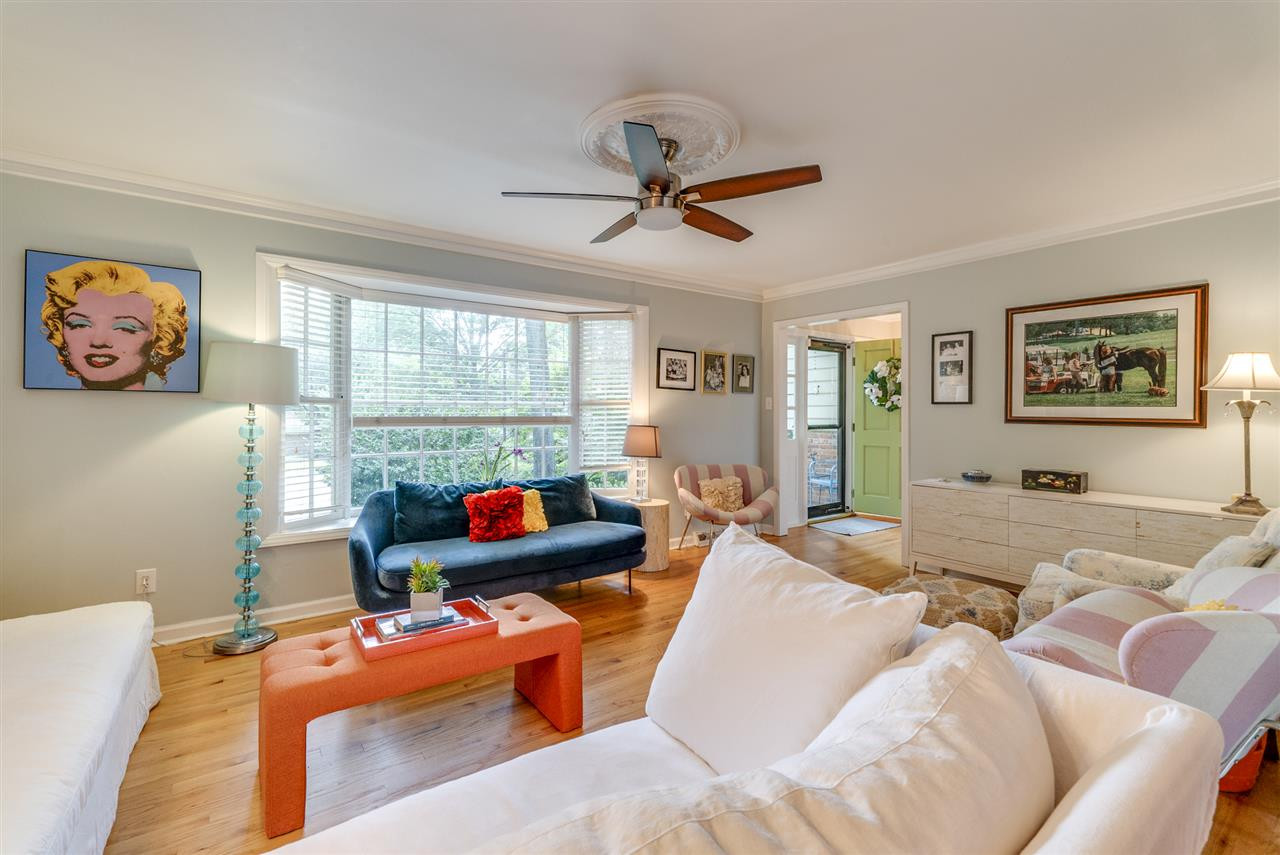 805 Autumn Court Raleigh, NC 27609 - Photo 4 of 25 Photo 4
