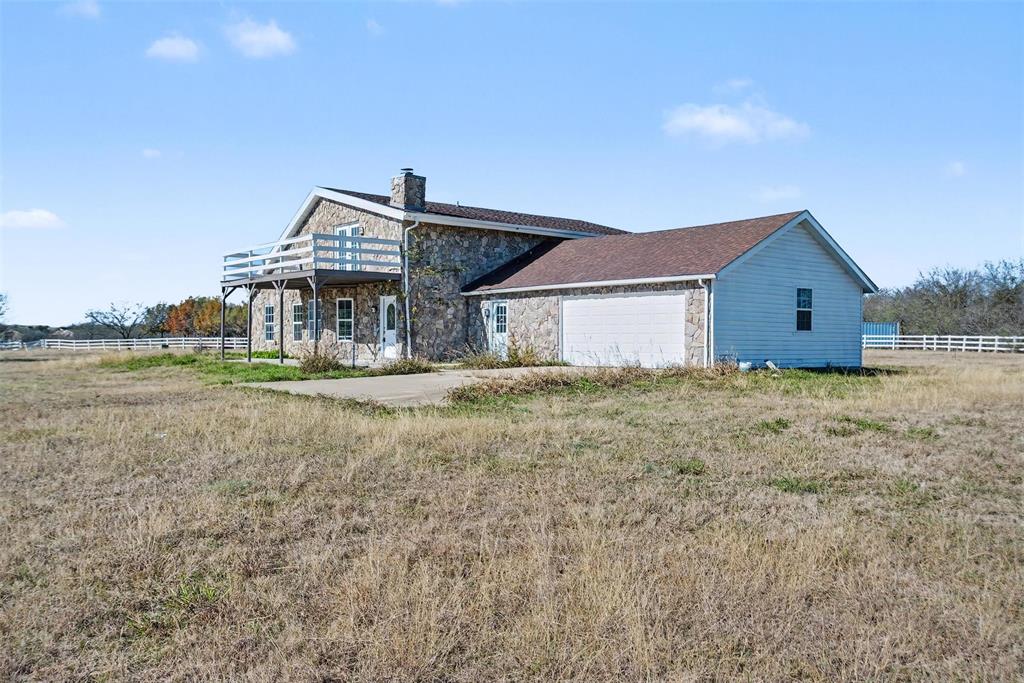 1781 South Munson Road Royse City, TX 75189 - Photo 2 of 33 a front view of a house with a yard