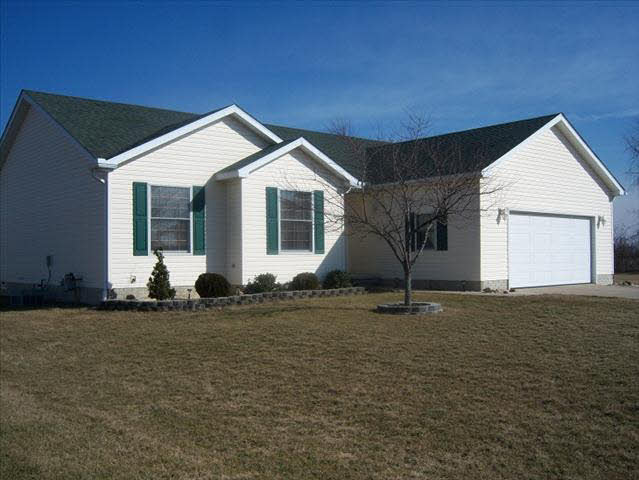 8890 Baldwin Road Monroe, MI 48162 - Photo 1 of 20 20338736.JPG