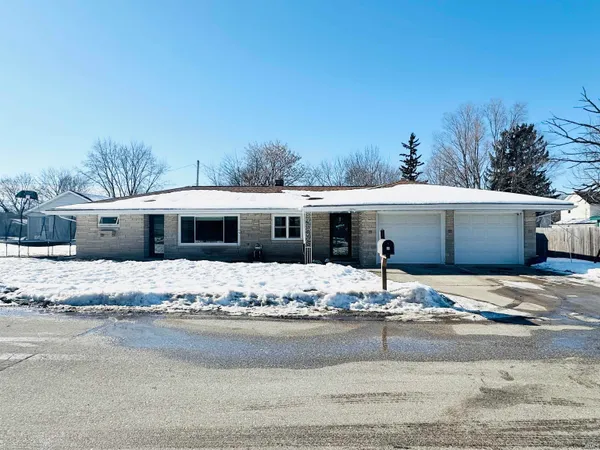 $229,900 | 104 Maine Street, Walkerton, IN 46574