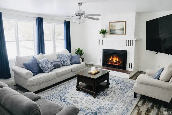 $229,900 | 104 Maine Street, Walkerton, IN 46574