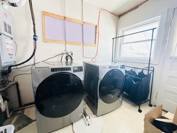 $229,900 | 104 Maine Street, Walkerton, IN 46574