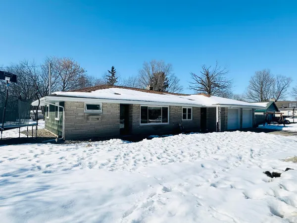 $229,900 | 104 Maine Street, Walkerton, IN 46574