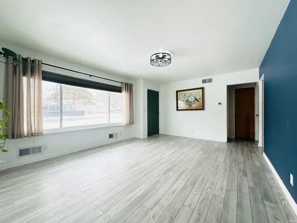 $229,900 | 104 Maine Street, Walkerton, IN 46574