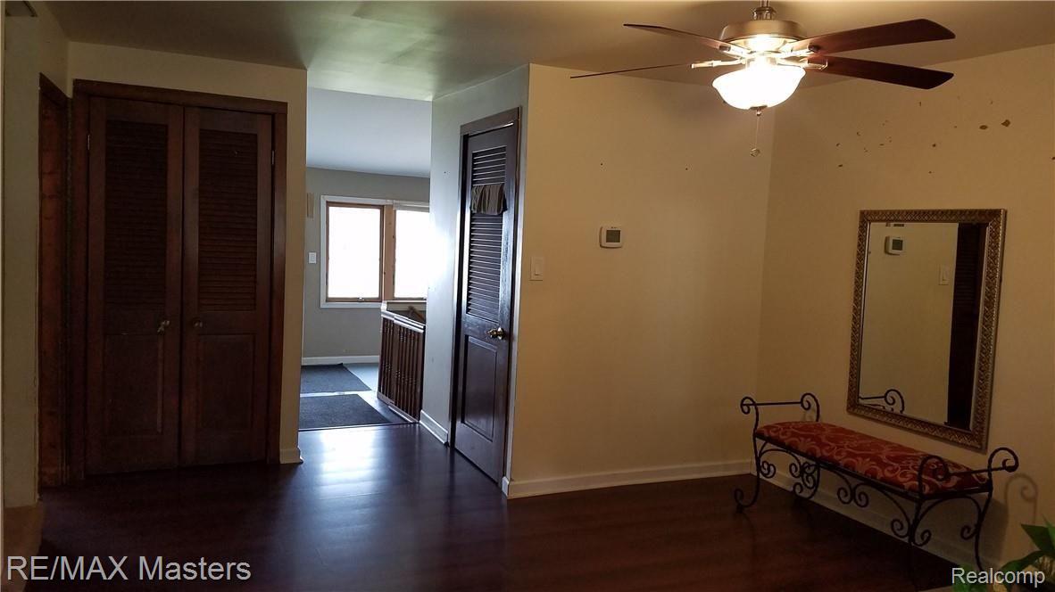 19031 Savage Road Belleville, MI 48111 - Photo 14 of 25 20181029_131322.jpg