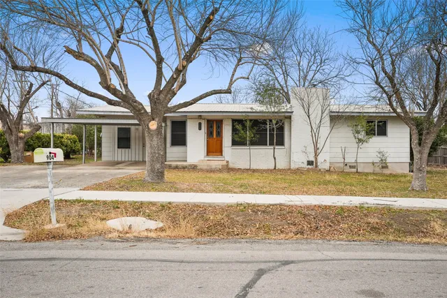 $2,250 | 904 Neans Drive, Austin, TX 78758