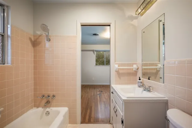 $2,250 | 904 Neans Drive, Austin, TX 78758