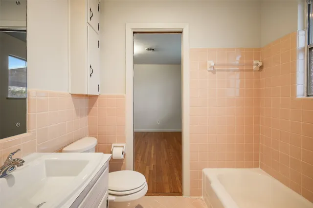 $2,250 | 904 Neans Drive, Austin, TX 78758