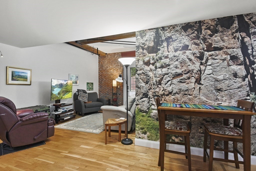 12 Brookside Road, Unit 4 Westford, MA 01886 - Photo 6 of 24 Gallery Image 6