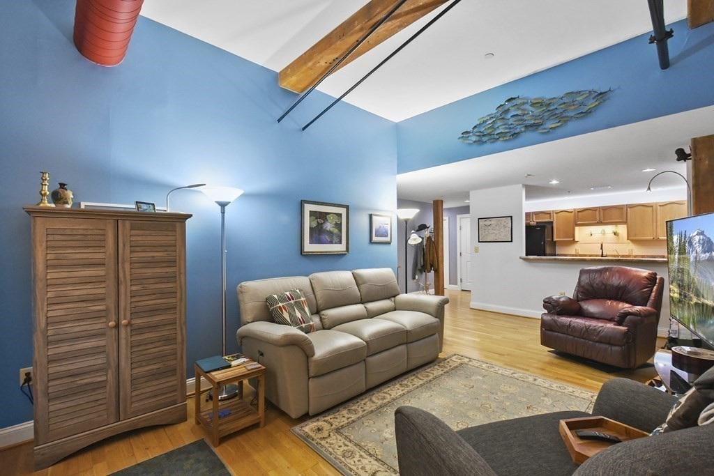 12 Brookside Road, Unit 4 Westford, MA 01886 - Photo 9 of 24 Gallery Image 9