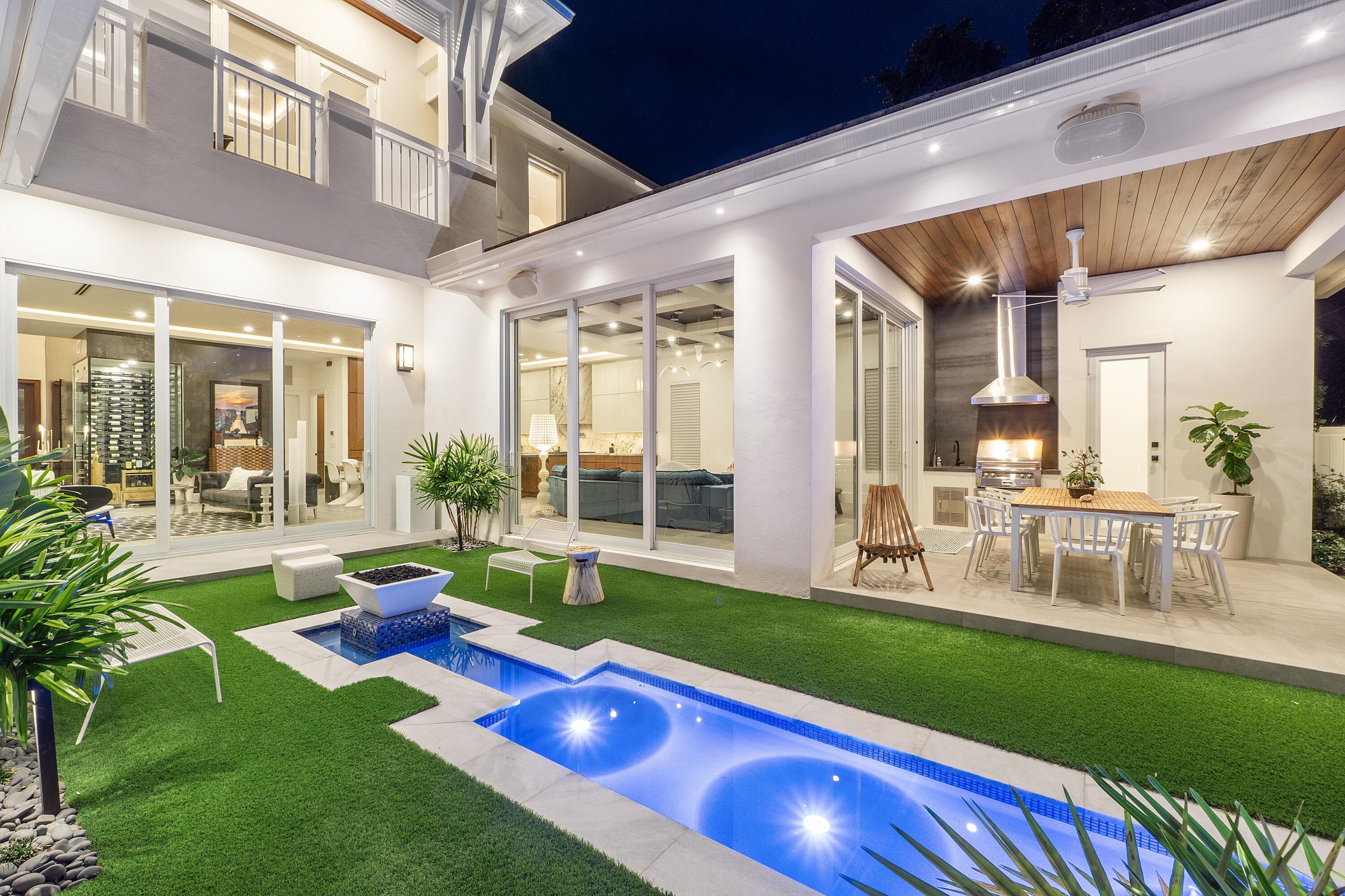 474 Northeast 3rd Street Boca Raton, FL 33432 - Photo 29 of 51 474_NE_3rd_St_Twilight_035