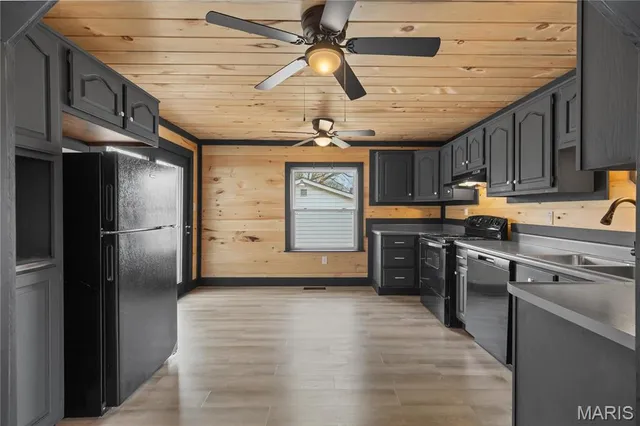 $222,900 | 515 North Edwardsville Street, Staunton, IL 62088