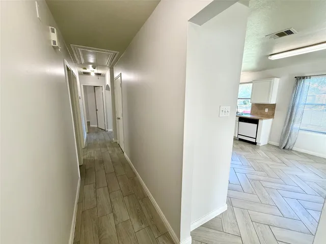 $1,800 | 10811 Tallow Briar Lane, Houston, TX 77075