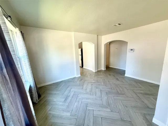 $1,800 | 10811 Tallow Briar Lane, Houston, TX 77075