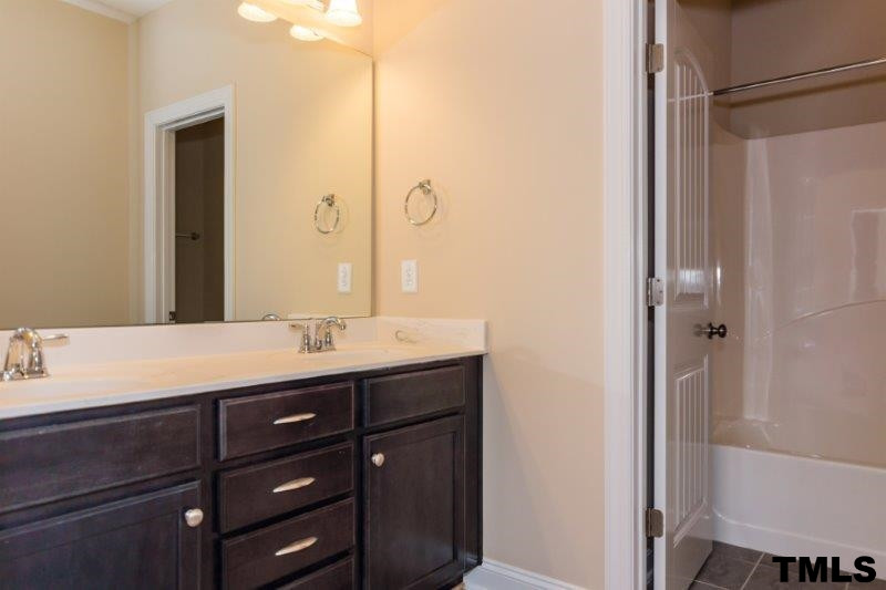 2360 Noble Road Raleigh, NC 27608 - Photo 20 of 24 Bathroom
