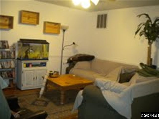 1365 Marne Drive Reno, NV 89503 - Photo 2 of 6 Photo 2