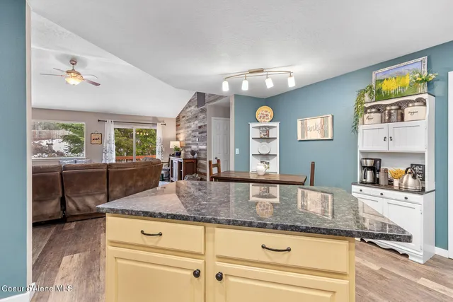 $499,900 | 31610 Stilson Avenue, Spirit Lake, ID 83869