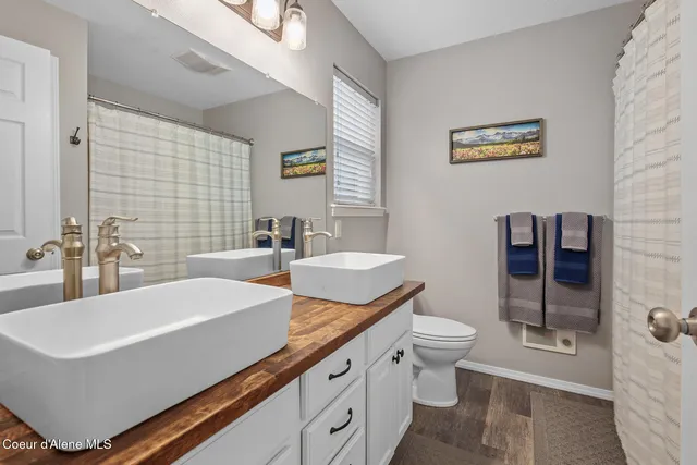 $499,900 | 31610 Stilson Avenue, Spirit Lake, ID 83869