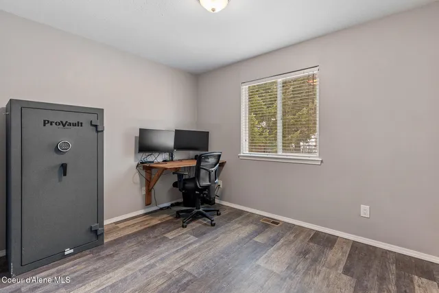 $499,900 | 31610 Stilson Avenue, Spirit Lake, ID 83869