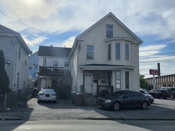 $824,999 | 375 Chelmsford Street, Lowell, MA 01851