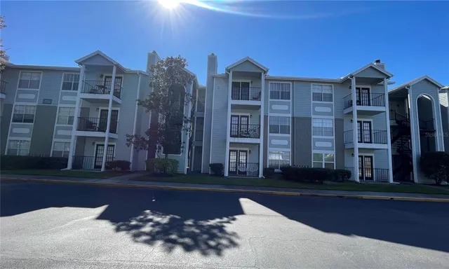 $169,900 | 2550 North Alafaya Trail, Unit 6304, Orlando, FL 32826