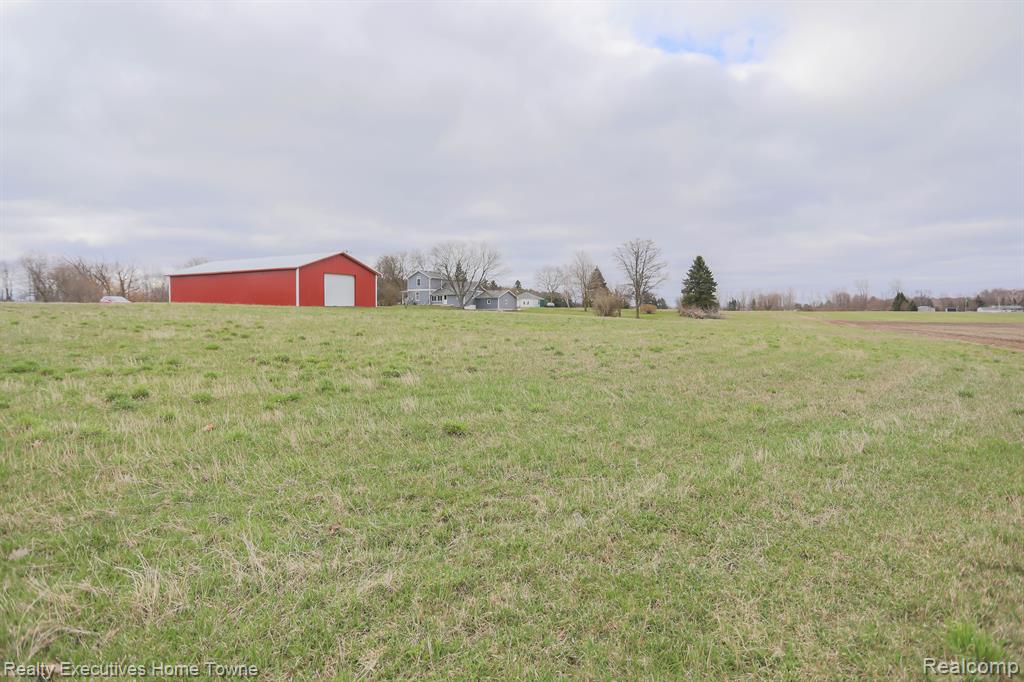 6123 Fargo Road Avoca, MI 48006 - Photo 12 of 48
