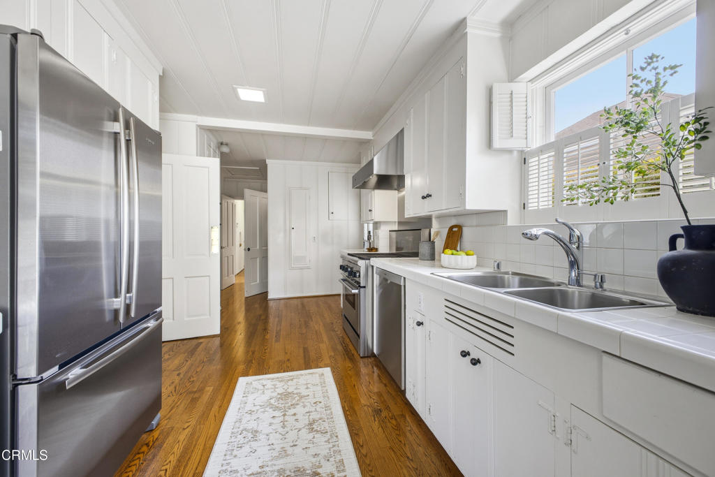 1201 Brookmere Road Pasadena, CA 91105 - Photo 14 of 37 egpimaging_1201BrookmereRoad_023_FLEXMLS