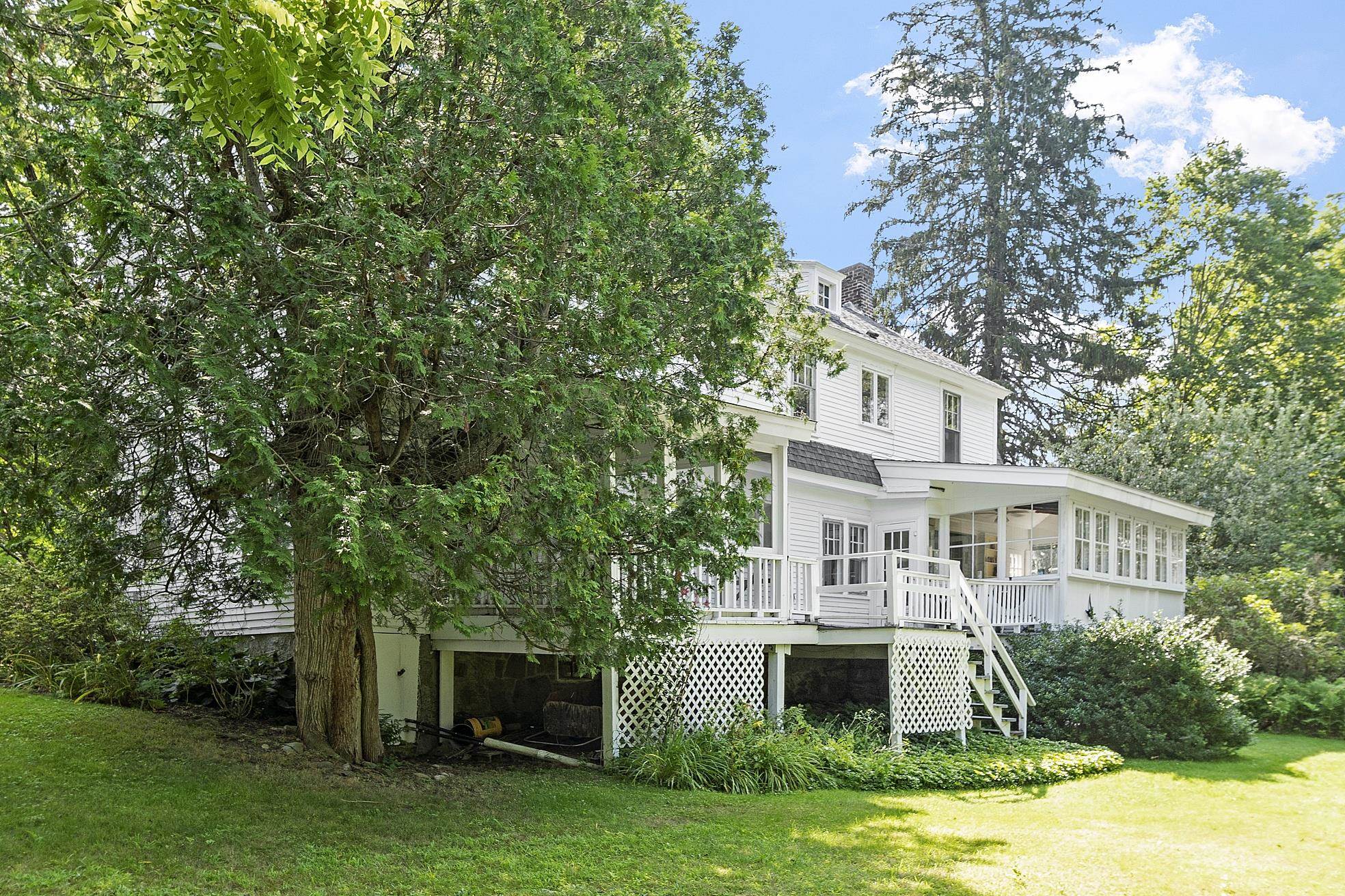 5 Lane Road Derry, NH 03038 - Photo 7 of 57