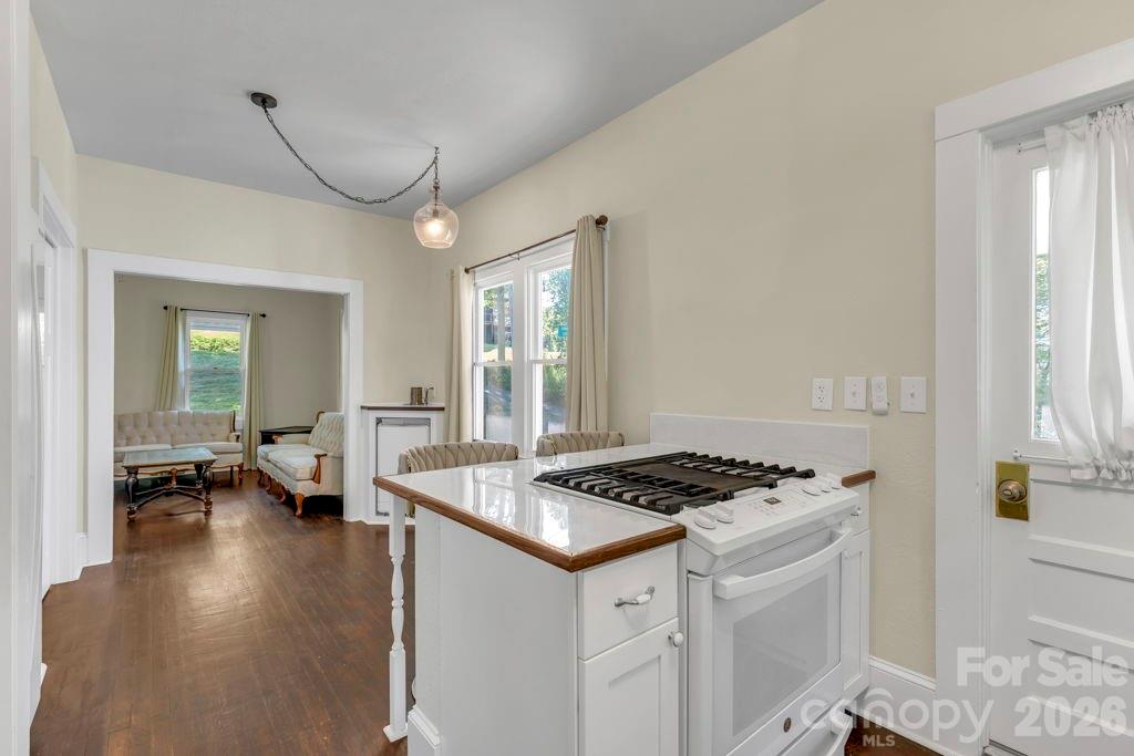 1415 Roan Road Spruce Pine, NC 28777 - Photo 13 of 42