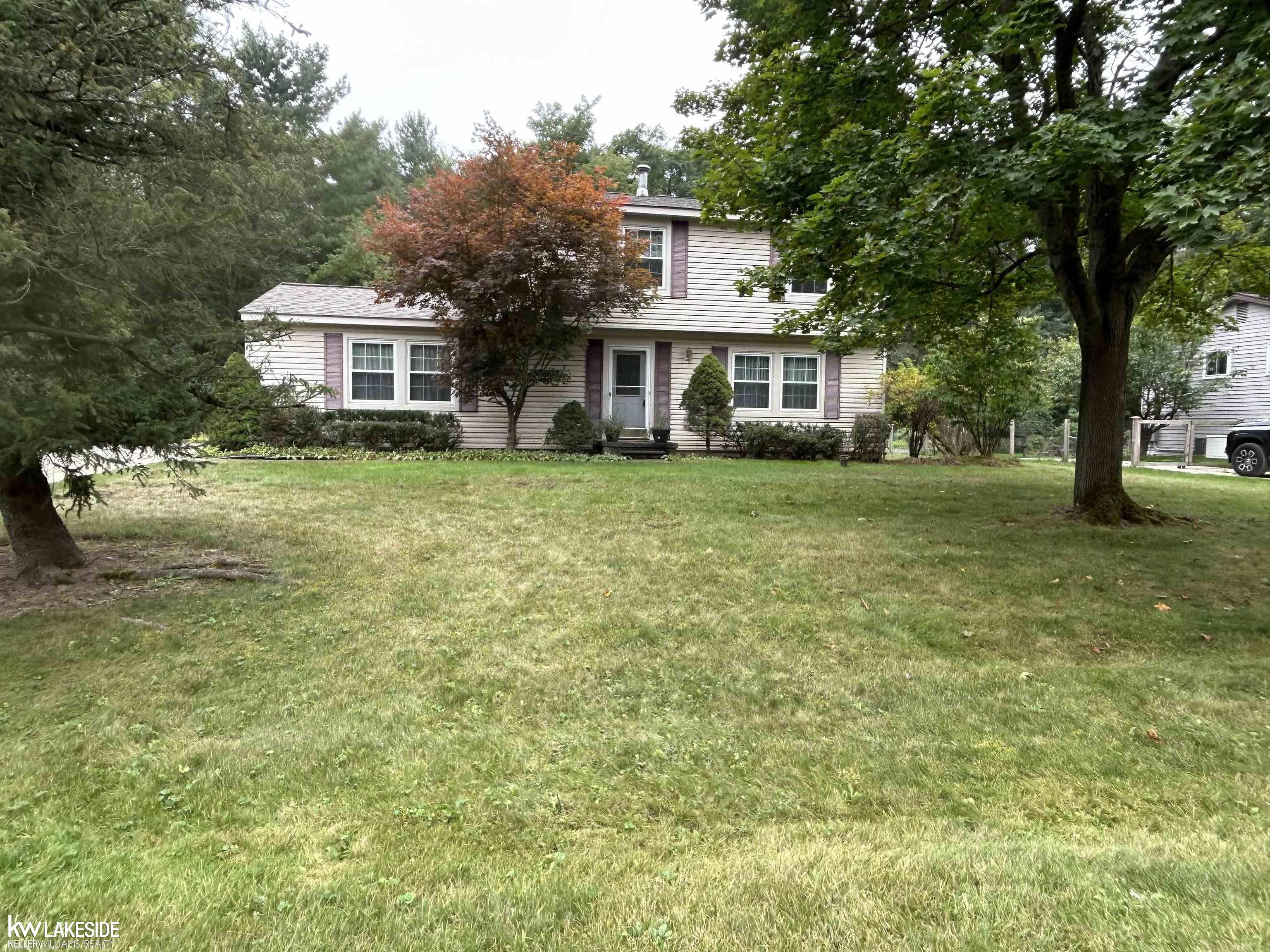 3308 Spring Meadow Drive Rochester, MI 48306 - Photo 1 of 22 50156833-c469510c-8d5c-4314-8325-7954c05ce688.JPG