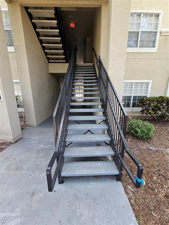 5174 Northridge Road, Unit 209 Sarasota, FL 34238 - Photo 4 of 25 a view of entryway