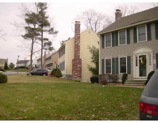 1 Stonegate Road, Unit 1 Chelmsford, MA 01824 - Photo 3 of 26