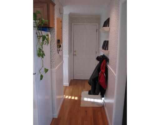 1 Stonegate Road, Unit 1 Chelmsford, MA 01824 - Photo 5 of 26